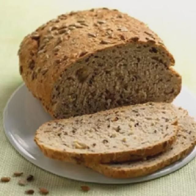 une image de pain aux céréales