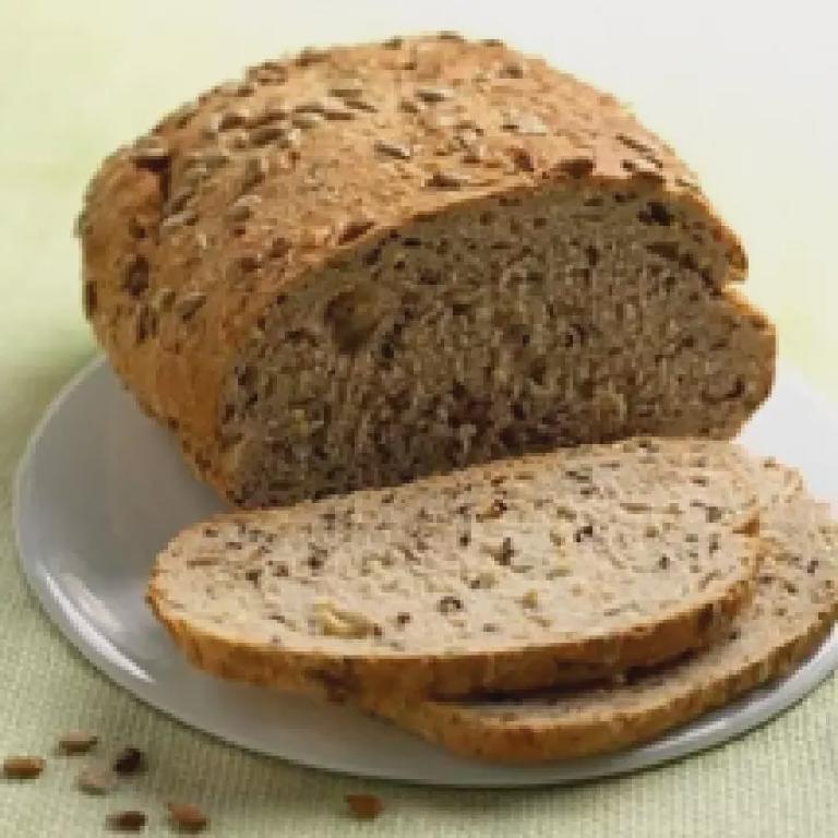 une image de pain aux céréales